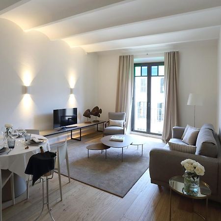 Apartaments Placa Del VI Girona Bagian luar foto