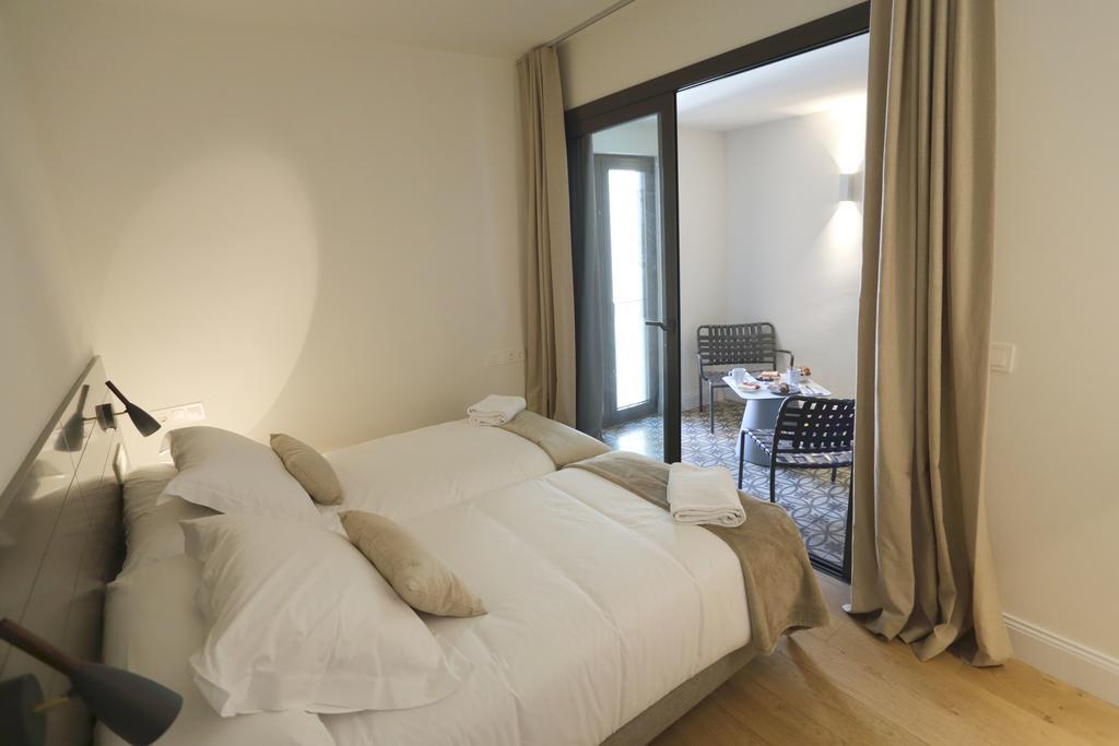 Apartaments Placa Del VI Girona Bagian luar foto
