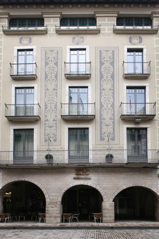 Apartaments Placa Del VI Girona Bagian luar foto